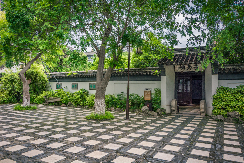 Prefabricated Cottage Designers in Delhi